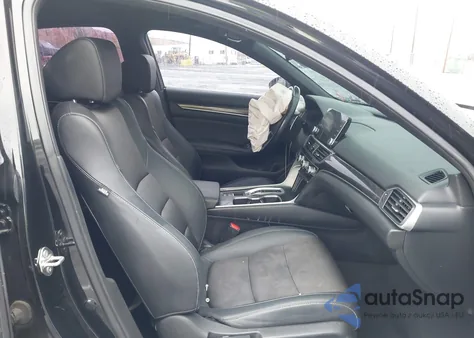 2020 Honda Accord Sport 2.0T from USA, damaged, VIN 1HGCV2F3XLA012622